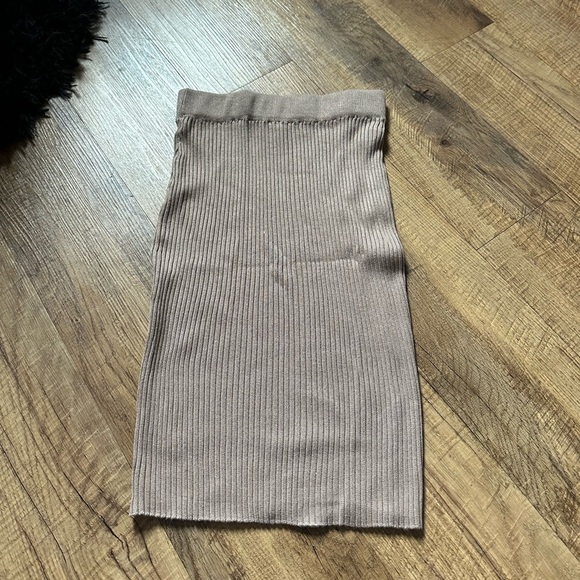 PRINCESS POLLY Christian Beige Mini Skirt - Picture 2 of 3